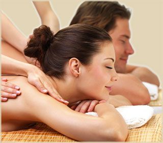 Massage Thái là gì? Và những lợi ích sức khỏe mà bạn nên biết